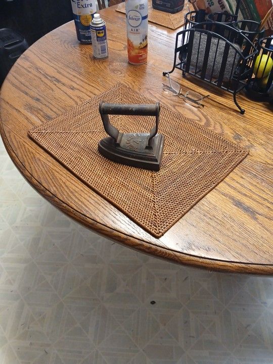 Antique Holcroft 4 Pound Iron