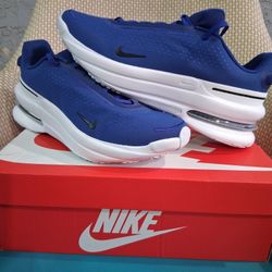 Nike Air ZOOM UPTURN 