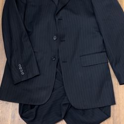 Merona Men's Business Pinstriped  Suit Gray Lining Size 38R