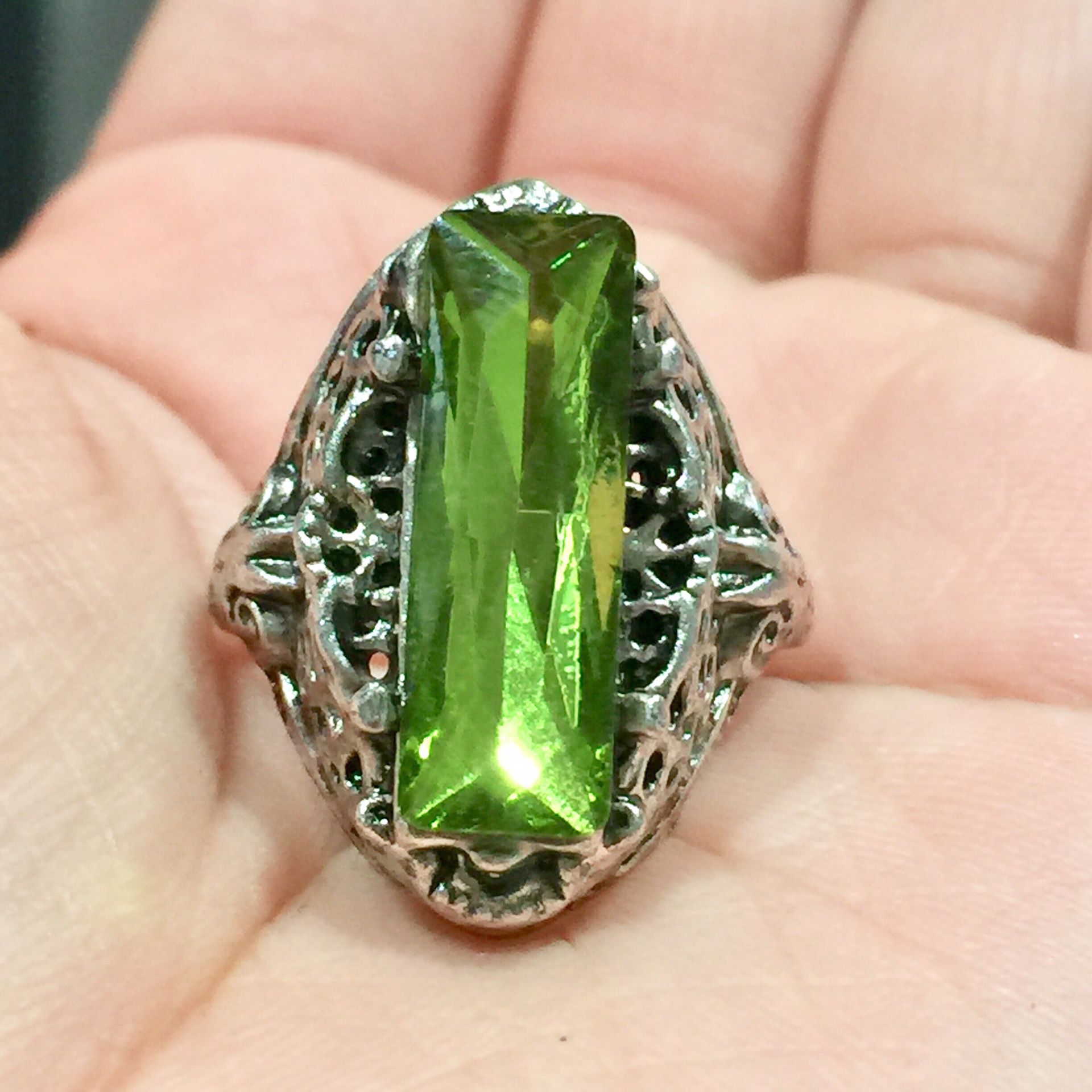 Vintage silver tone emerald ring size 7