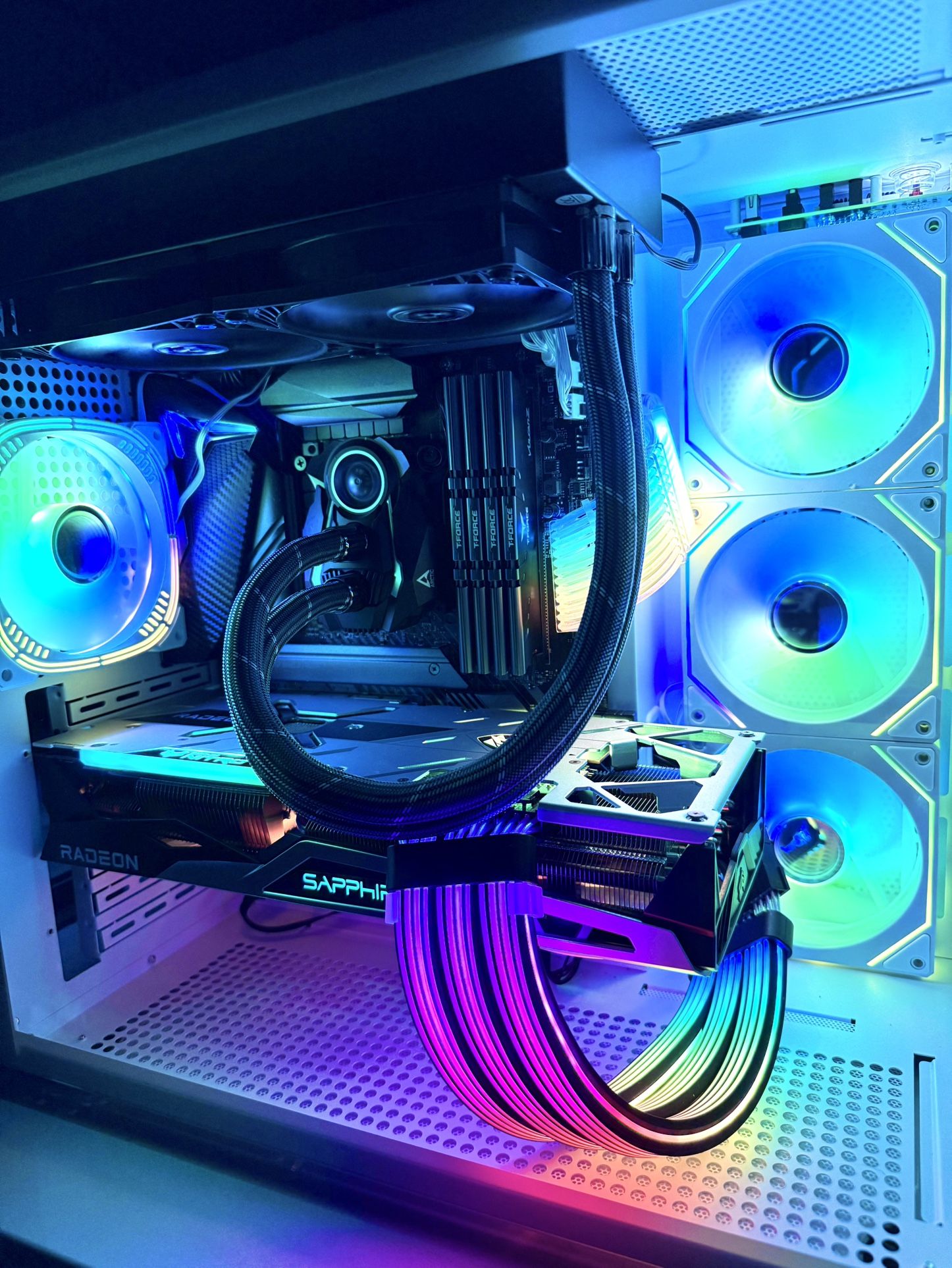 Liquid Cooling Gaming PC — i9 13900KF / RX 6900XT / 32GB DDR5 / 1TB SSD
