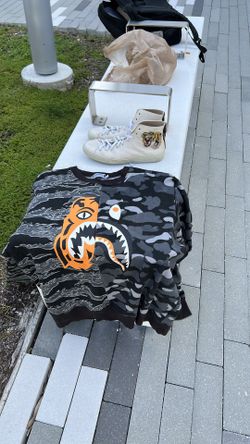 Bape x undefeated collab sweater