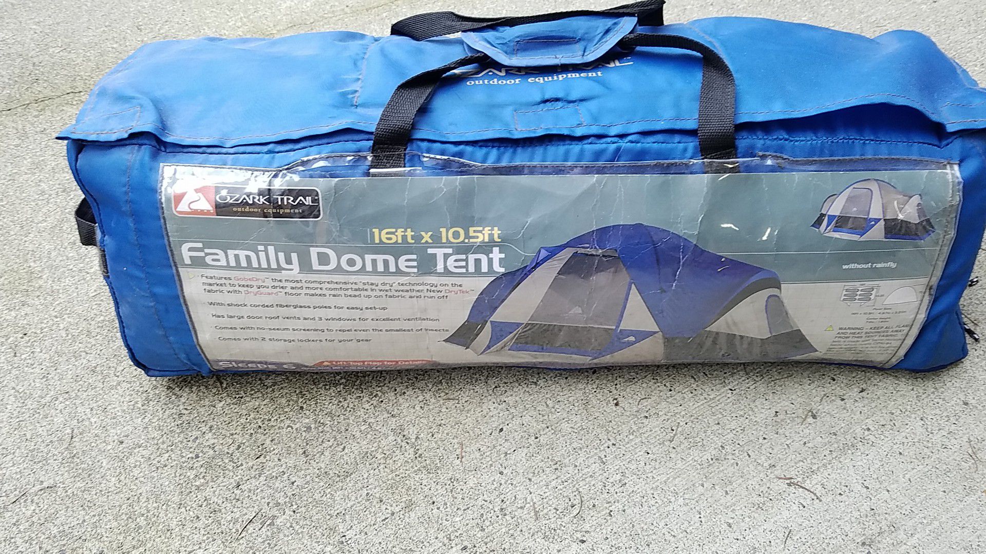 16 x 10 and 1/2 foot family Dome Tent