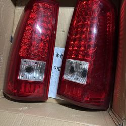 99-06 Tail Lights And 3rd Break Light 