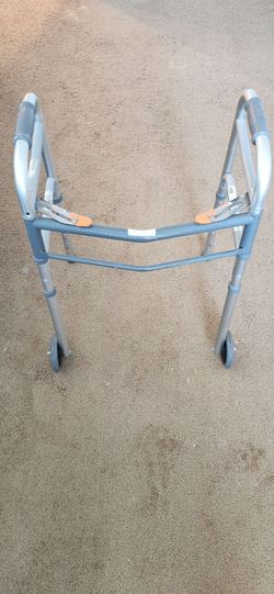 Folding walker
