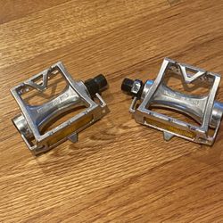 Road Bike Pedals