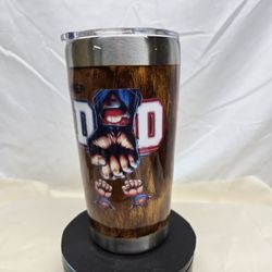 Super Dad 20 oz Tumbler – Superman 3 Fist – Painted Wood Grain Look – Epoxy Sealed

