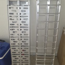 2 folding ramps. Great condition.