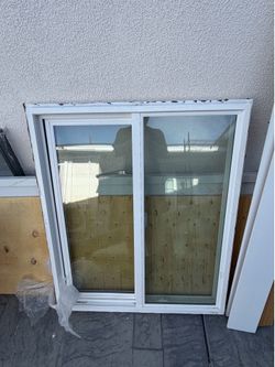 Sliding window, Crystal brand