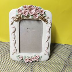 Vintage Victorian Style Photo Frame , Pink Clay Roses 