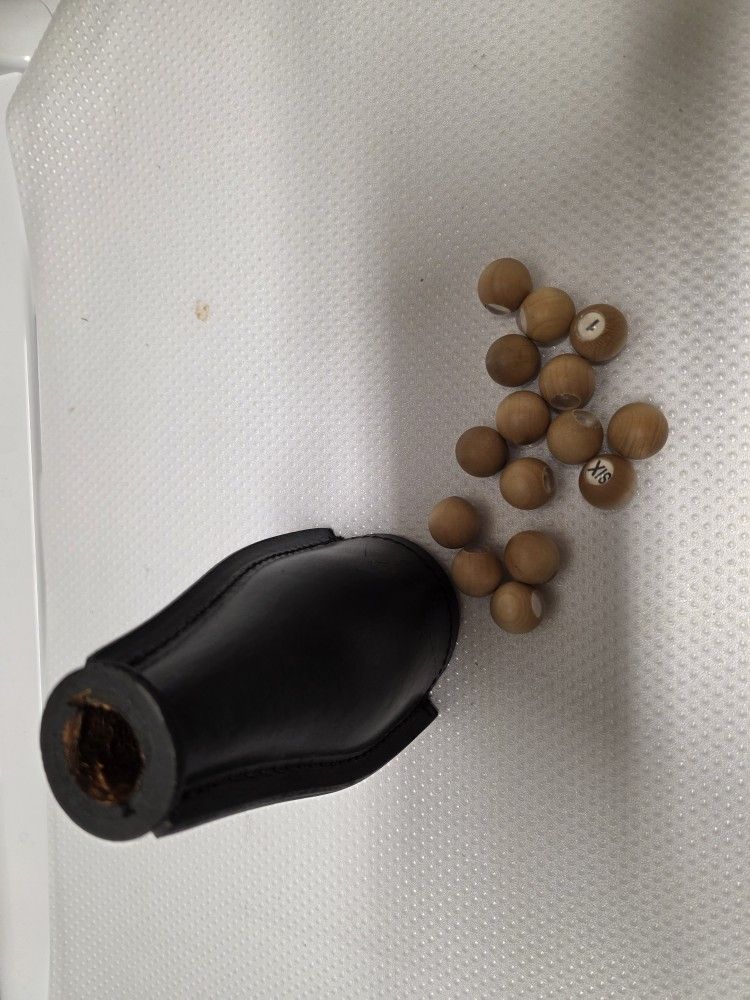 Kelly Bottle Pool Table Game