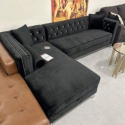 👋 SALE 👋 Brand New | Amie Sectiona l | Black