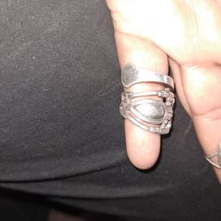 925. Ring