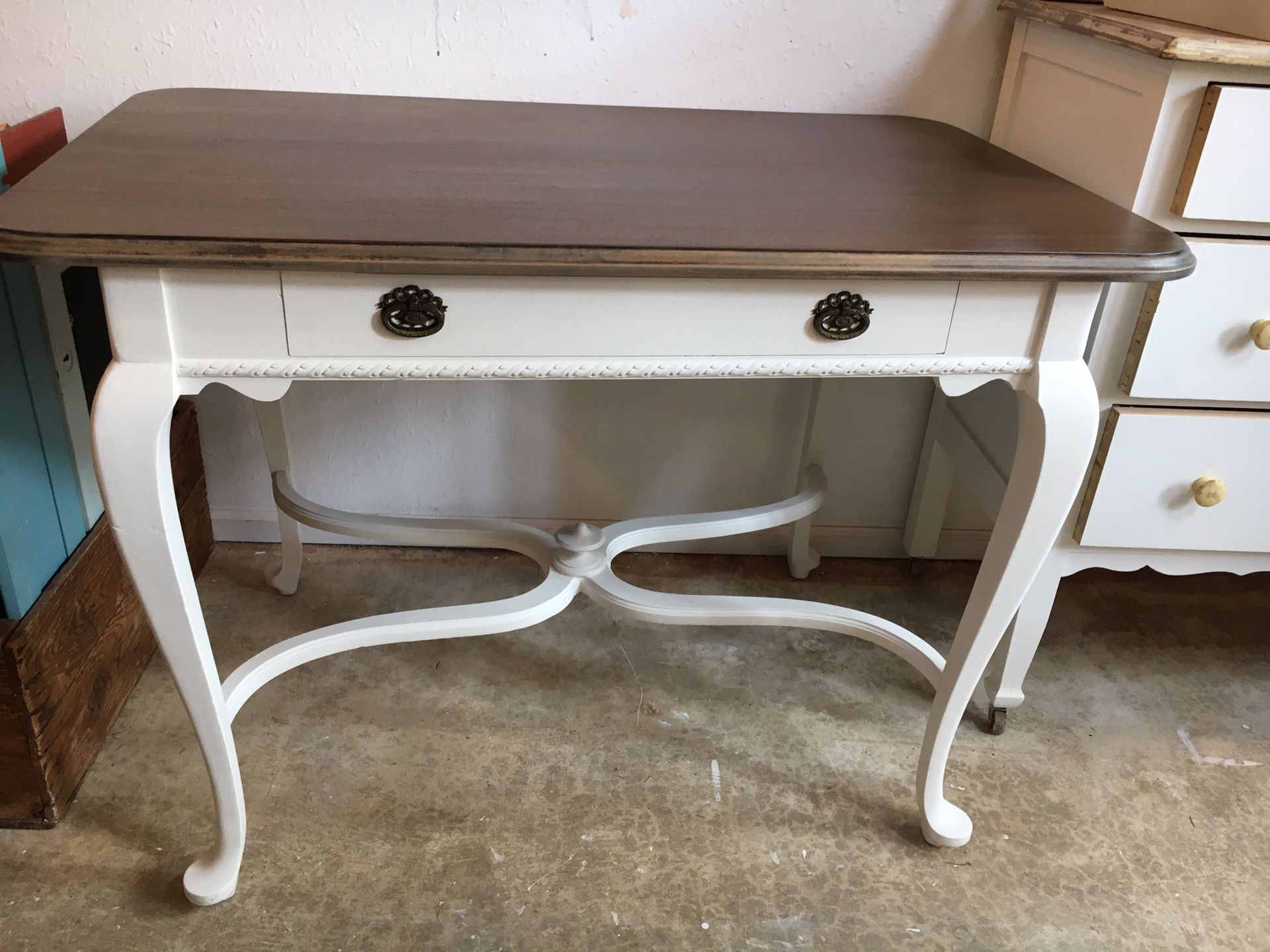 Vintage table/desk