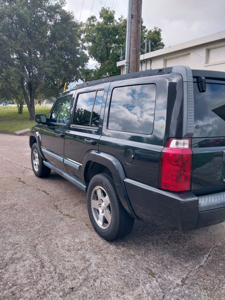 2009 Jeep Commander