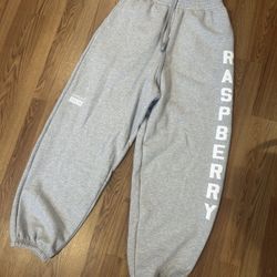 The Gvgallery Weekday Baggy Scrunch Sweatpants 