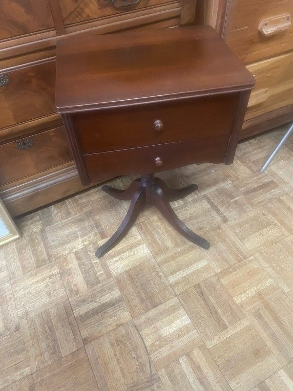 Antique Mahogany Side Table Sewing Table Plant Stand 24 By 16 By 14