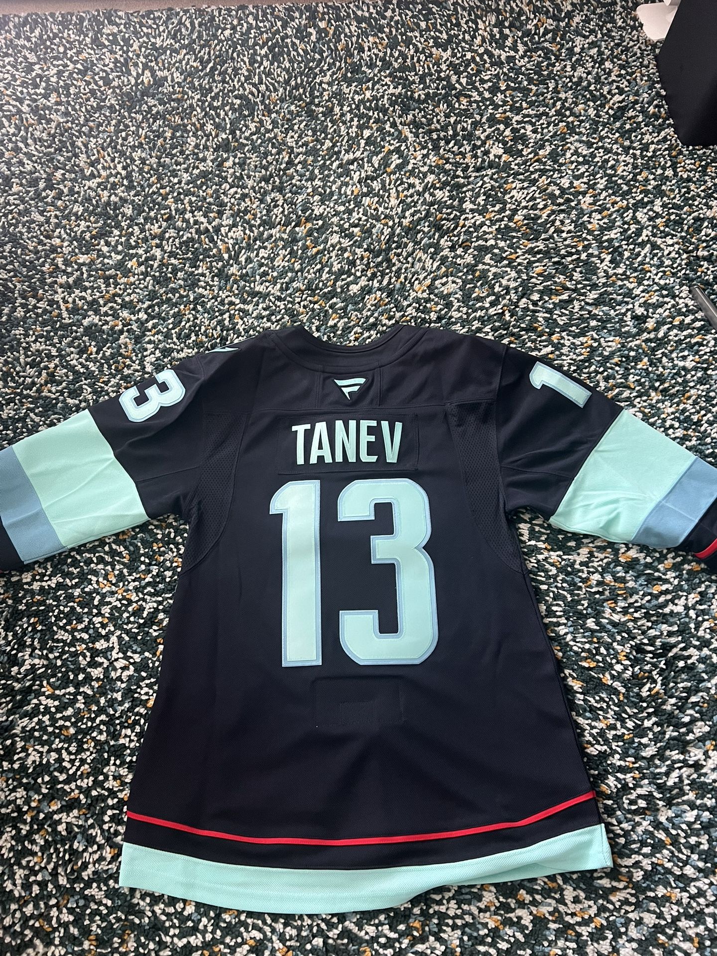 Brandon Tanev Seattle Kraken Premium Home Jersey - Size Large - Fanatics NHL Deep Sea Blue NWT