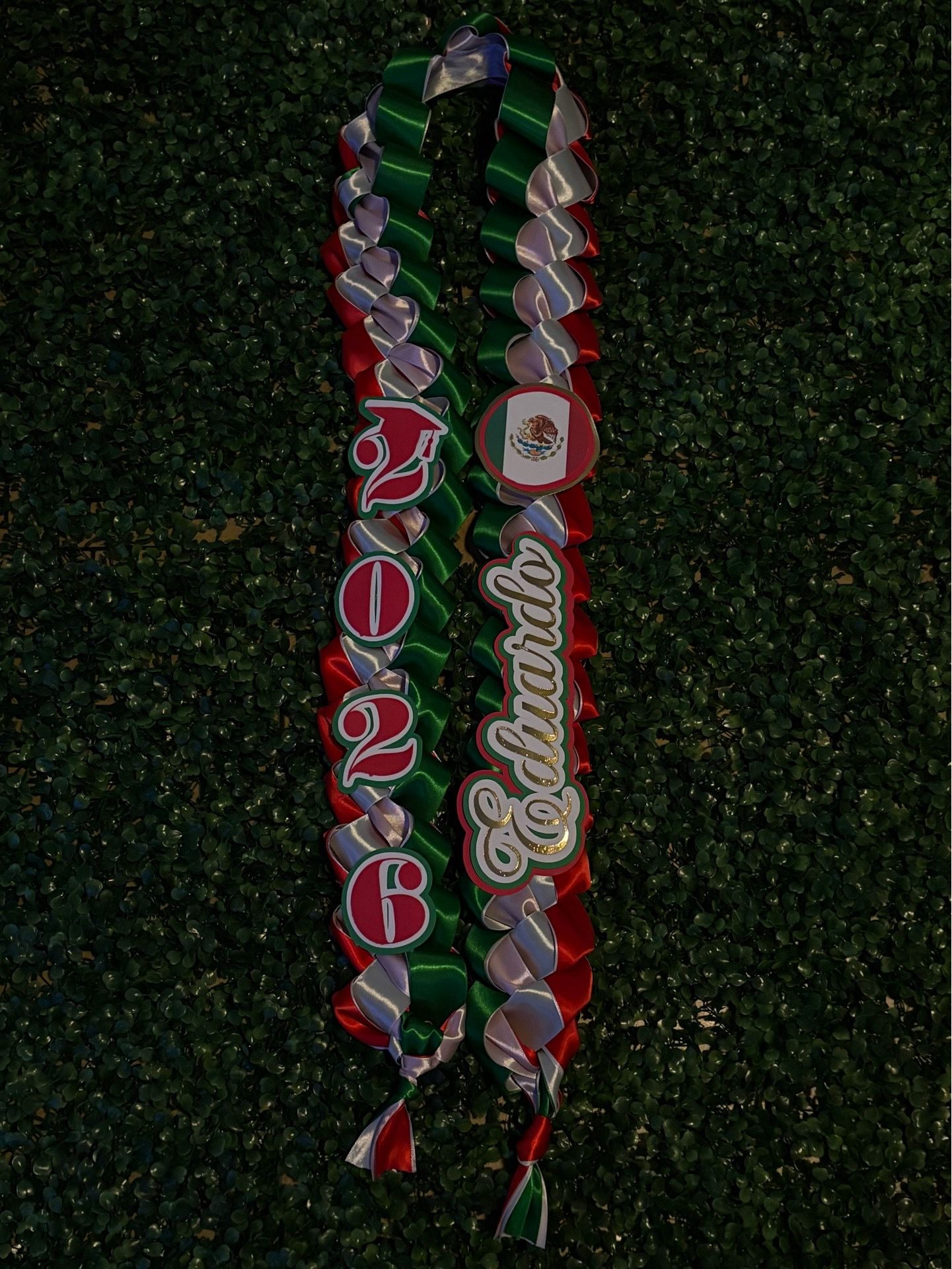 Mexico grad lei
