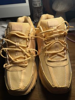 Nike Vomero Size 15