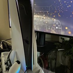 Ps5 with 24” ASUS gaming monitor 