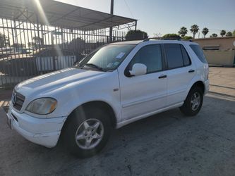 2000 Mercedes-Benz M-Class