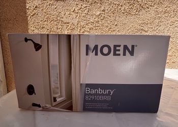 “Tub and Shower Faucet Set Moen Banbury Bronze Complete Kit Valve Included – New”