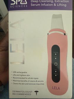 The Lela Ultrasonic Facial Spatula