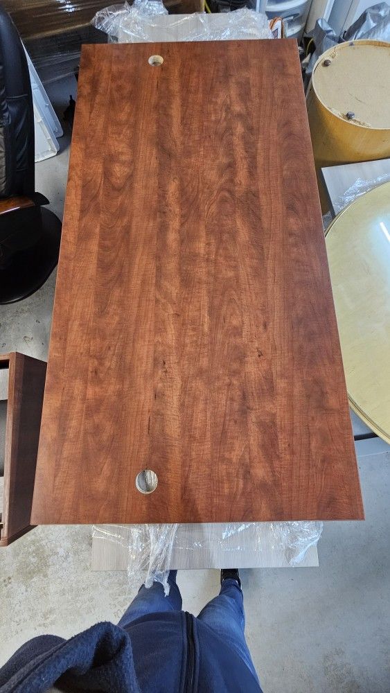 Cherry-look Oversized Executive Desk