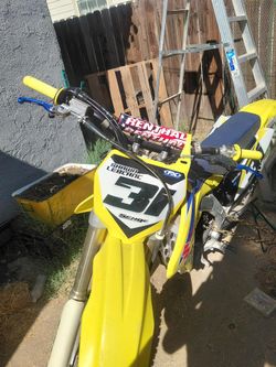 2009 Suzuki RMZ 250 4-stroke