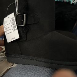 Girls Boots