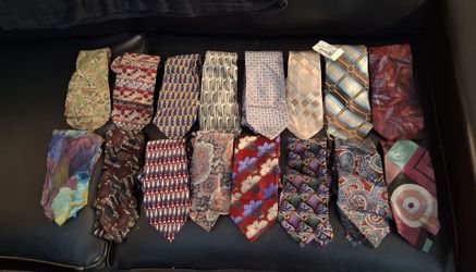 16 Neck-Ties $45 Dlls. (16) O.B.O