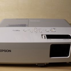 Epson Projector With Adapters