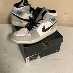 Nike AirJordan 1 Mid