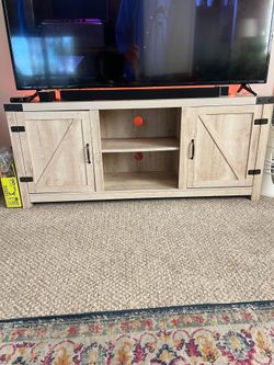 Tv stand