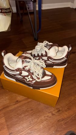 Louis Vuitton brown skates size US 10/44