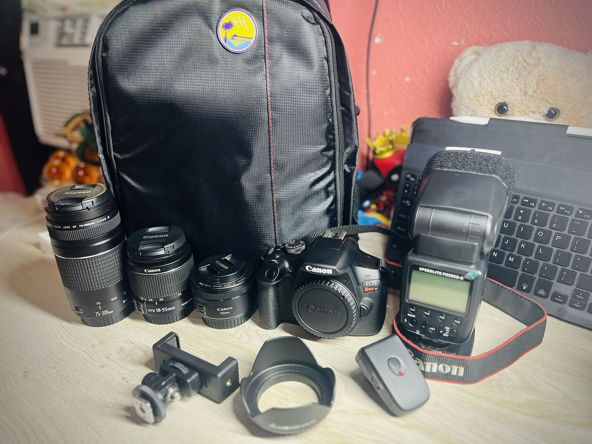 CANON EOS REBEL T7 BUNDLE