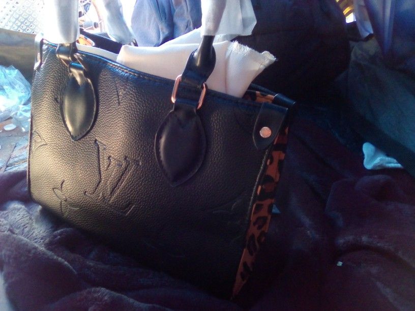 Louis Vuitton Hand Bag