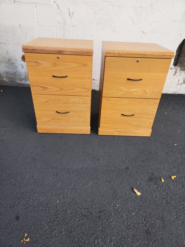 Matching Oak File Cabinets 