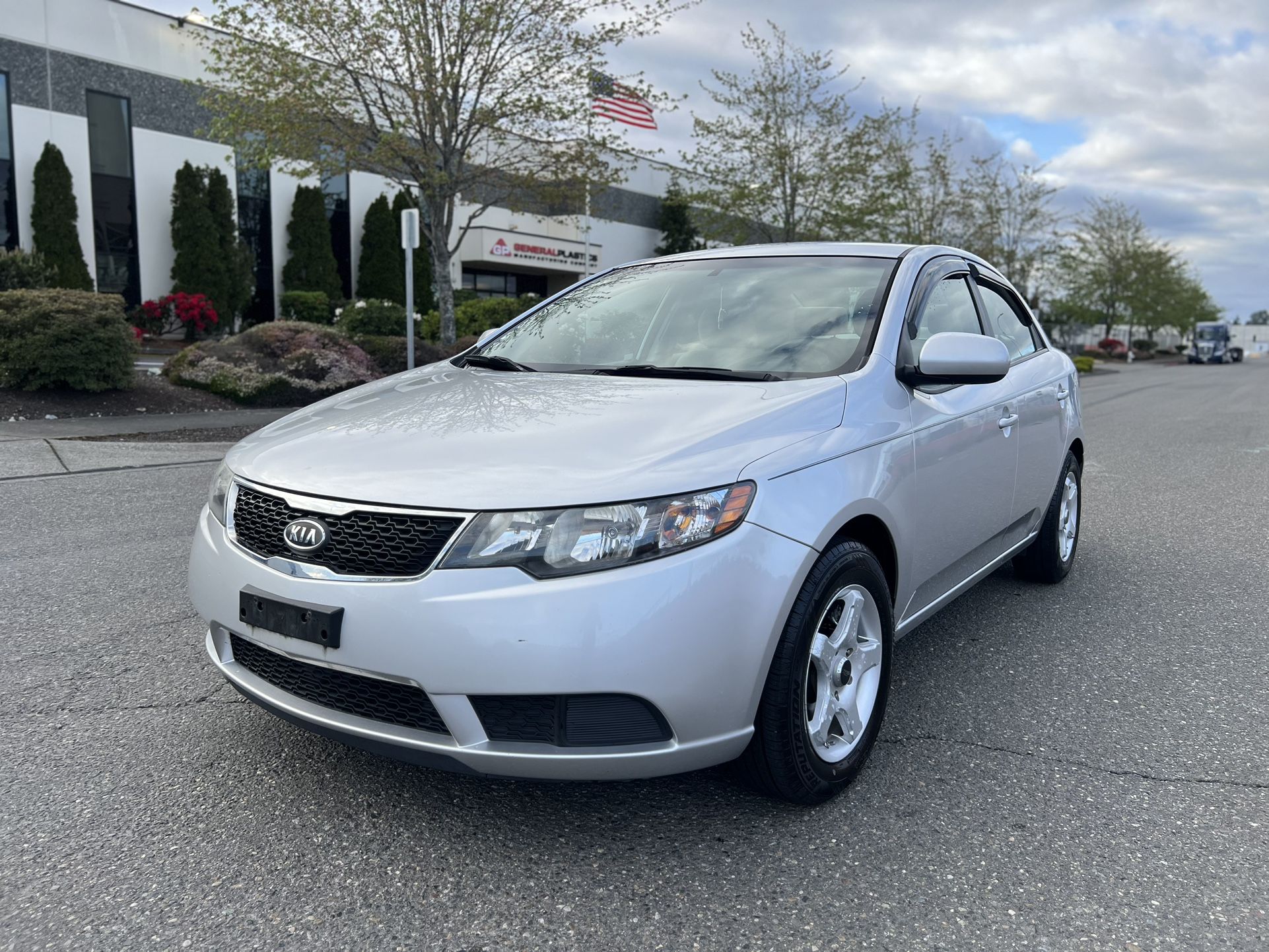 2011 KIA FORTE LX