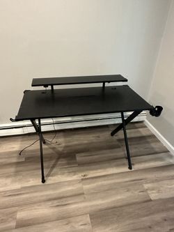 Carbon Fiber Style(textured) Gaming Table