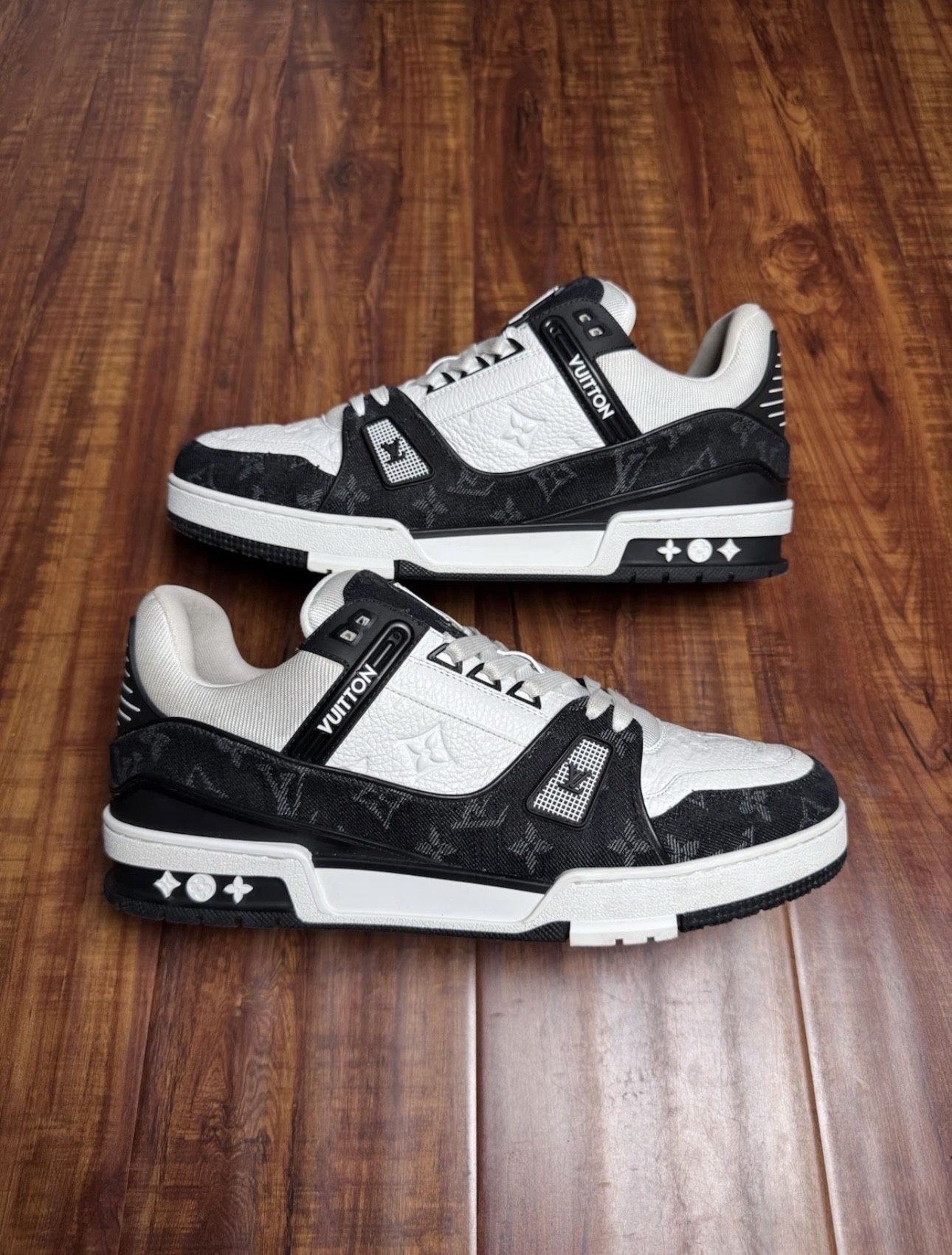 Louis Vuitton Trainers Size 10 Never Worn