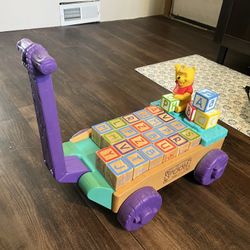 Vintage RARE Winnie The Pooh Wagon With Blocks 