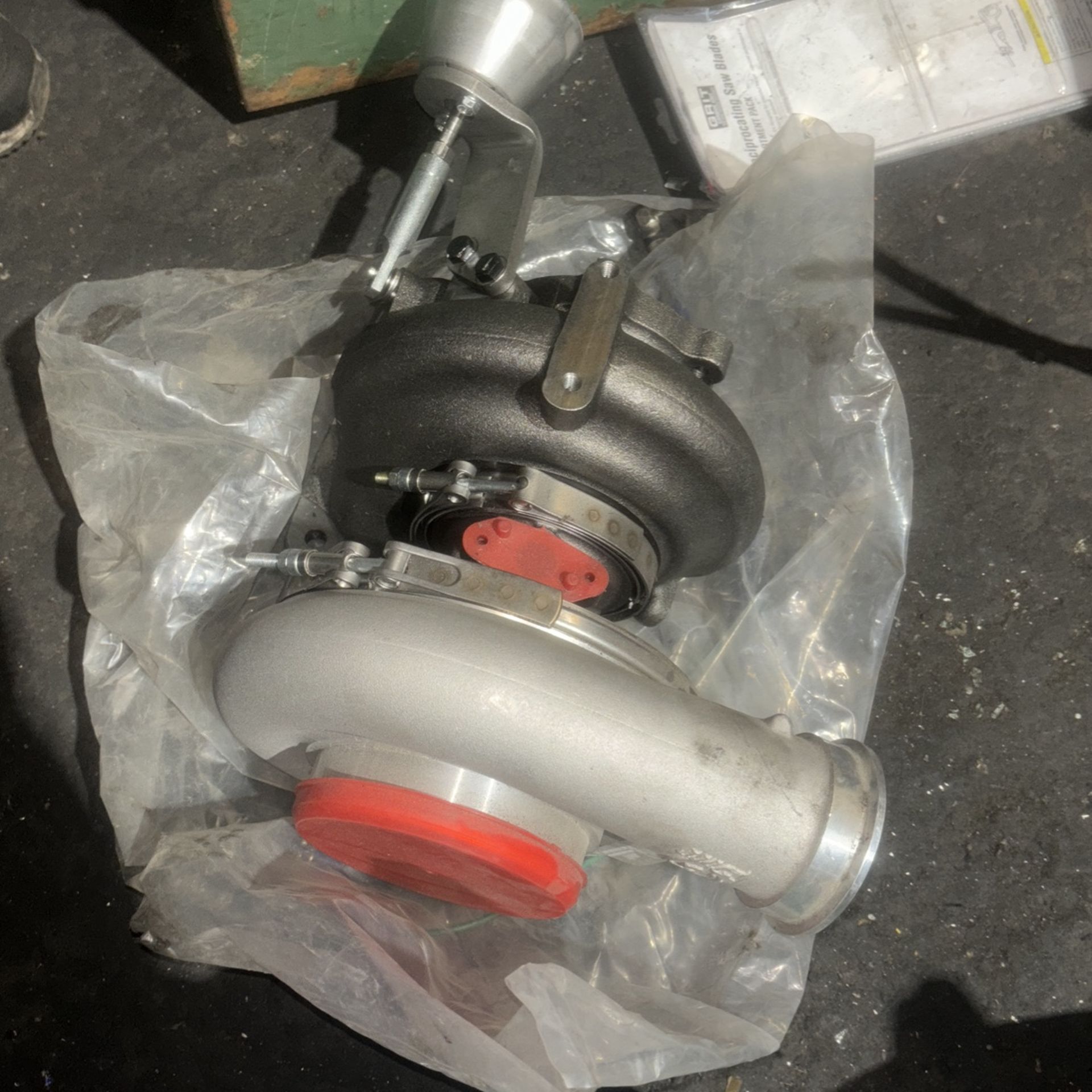 DD15 Brand New Turbo