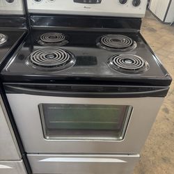 USED AMANA ELECTRIC STOVE
