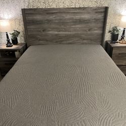  Queen Size Bedroom Set 