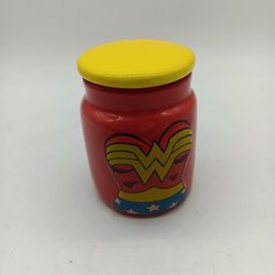 DC Comics Wonder Woman Superhero Ceramic Lided Red 3d Raised Jar