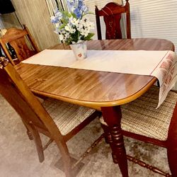 Cherry Wood Kitchen Table LIKE NEW  Made in Georgia 6-Chairs  53” x 36” w/ LEAF + Antique Chandelier