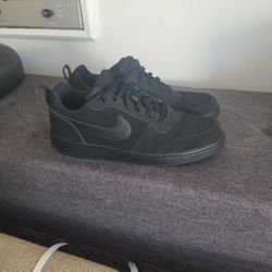 All Black Nike Lows 10 1/2