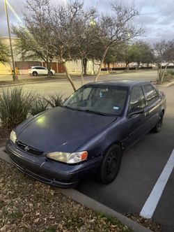 2000 Toyota Corolla